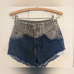 Vintage Jean Shorts 0  1 XS 90s Blue Black Denim Cutoffs High Rise